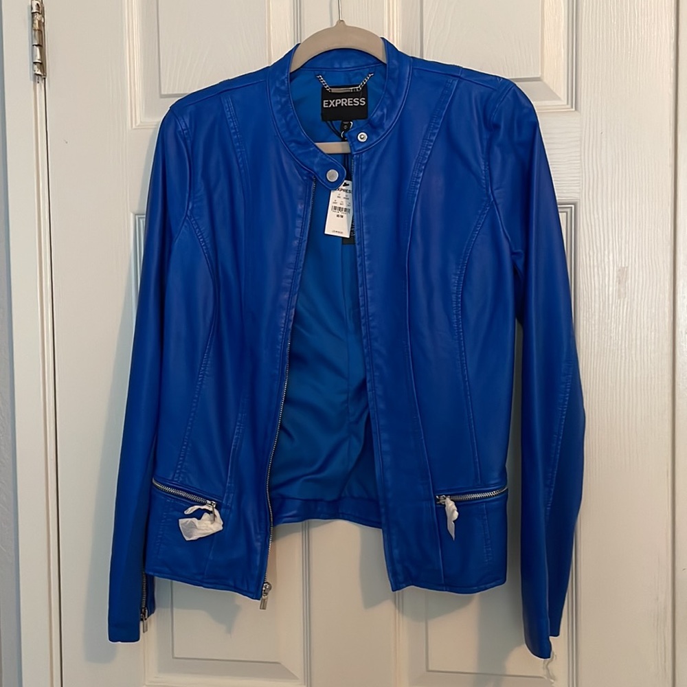 Blue faux leather jacket fitted Medium Express New with small flaws PROJECT